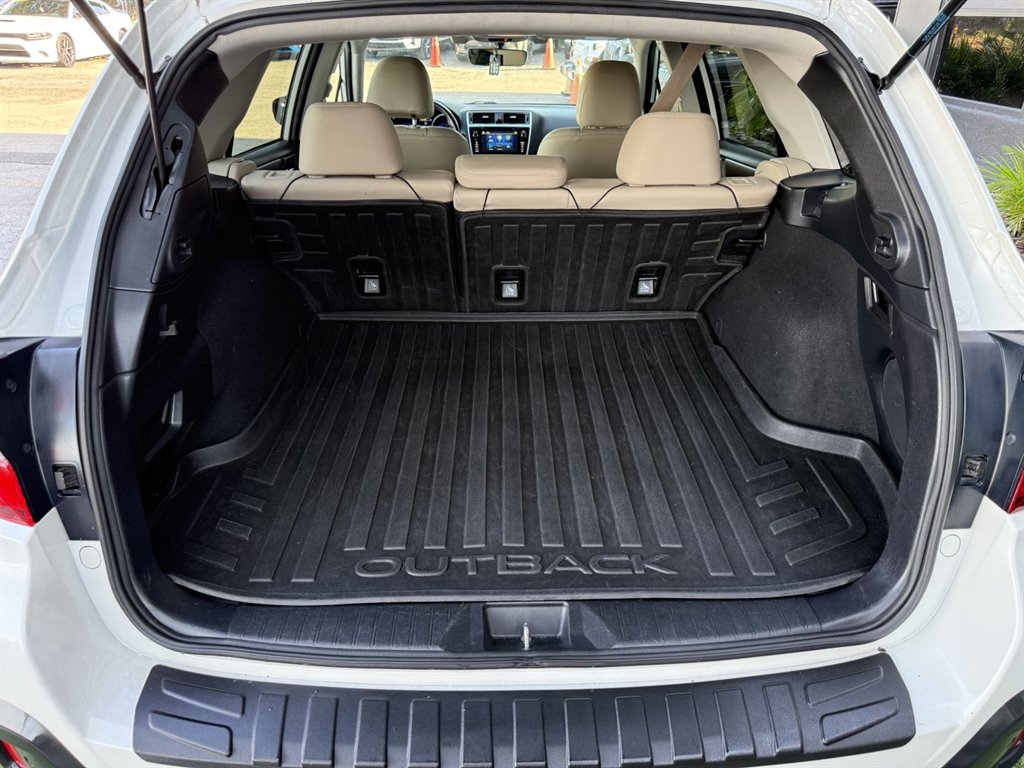 2019 Subaru Outback - $21,995