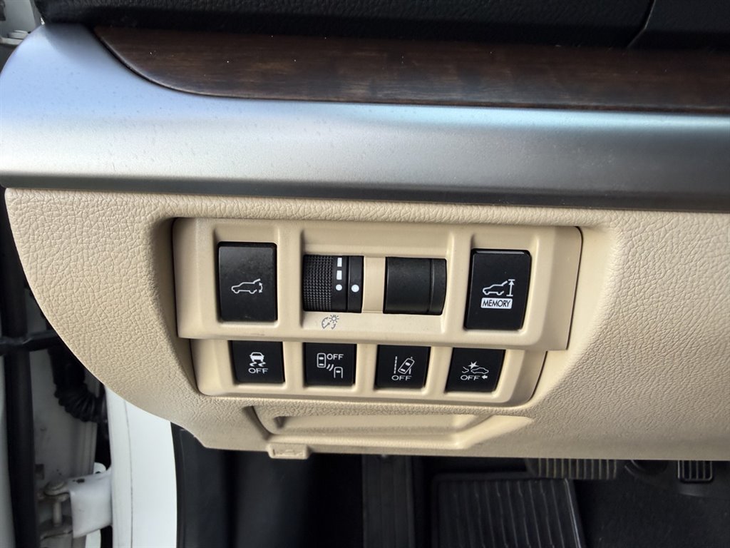 2019 Subaru Outback - $21,995