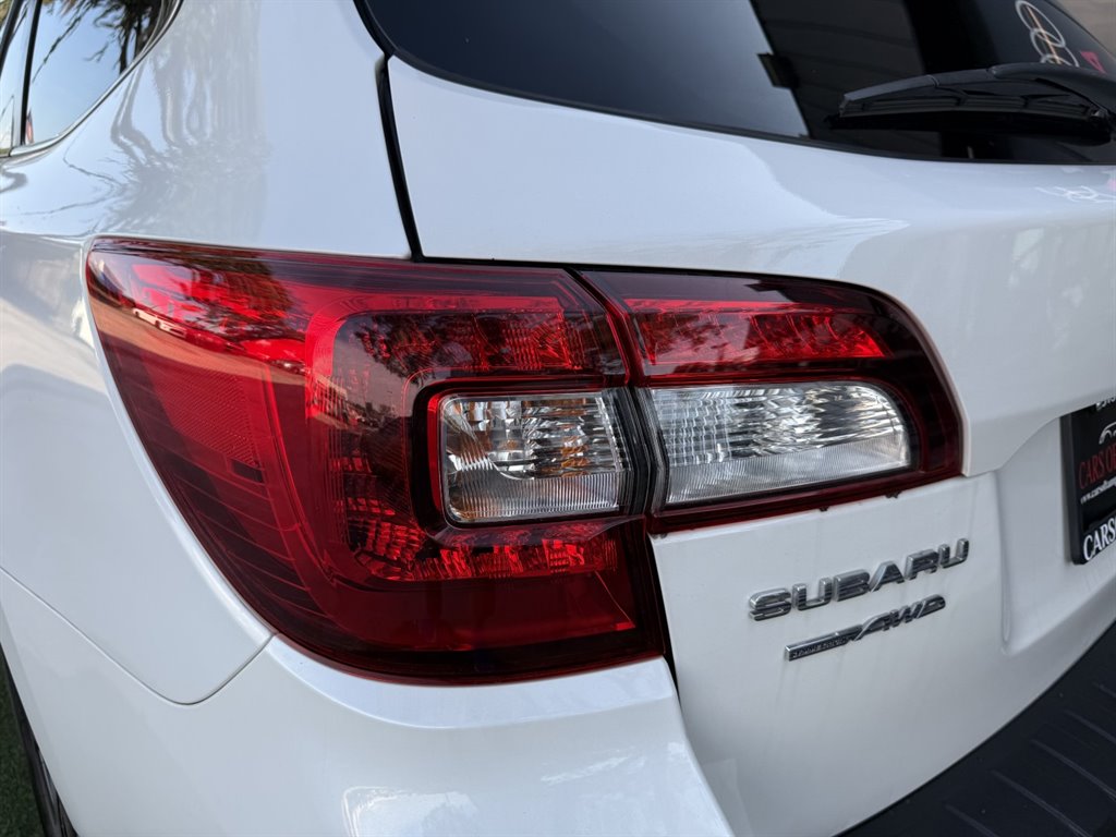 2019 Subaru Outback - $21,995