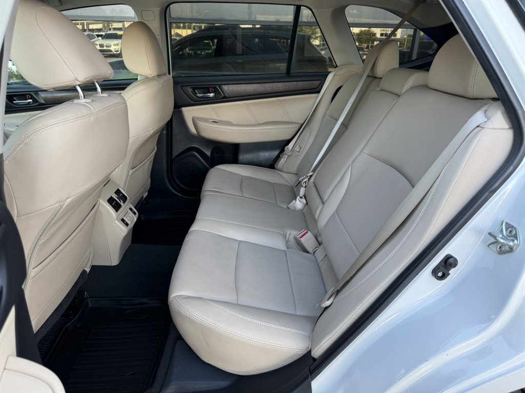 2019 Subaru Outback - $21,995