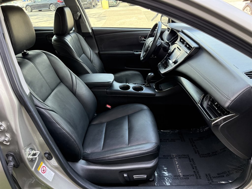 2016 Toyota Avalon - $19,995