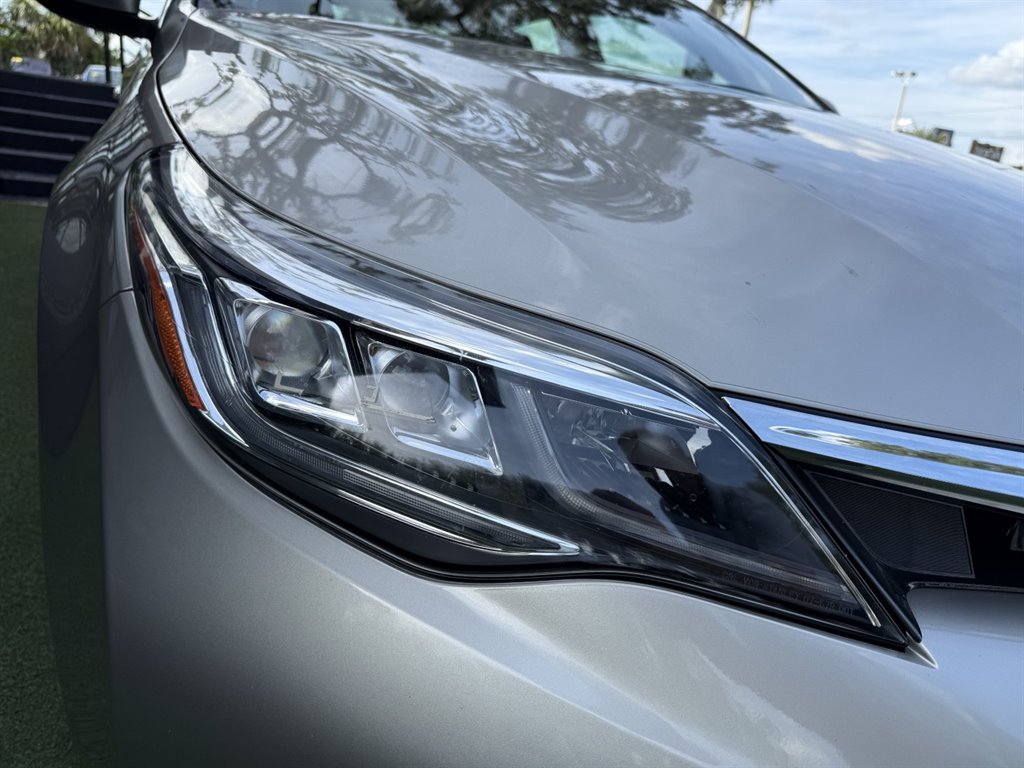2016 Toyota Avalon - $19,995