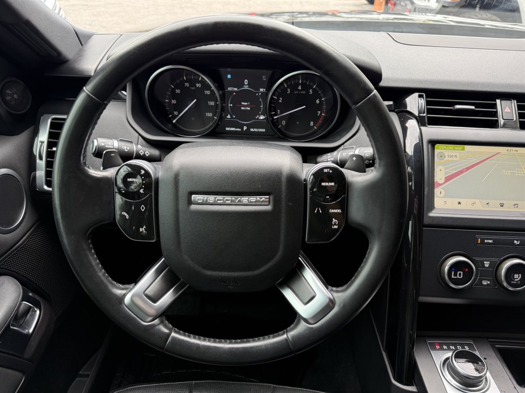2019 Land Rover Discovery - $17,995