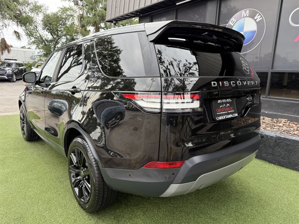 2019 Land Rover Discovery - $17,995