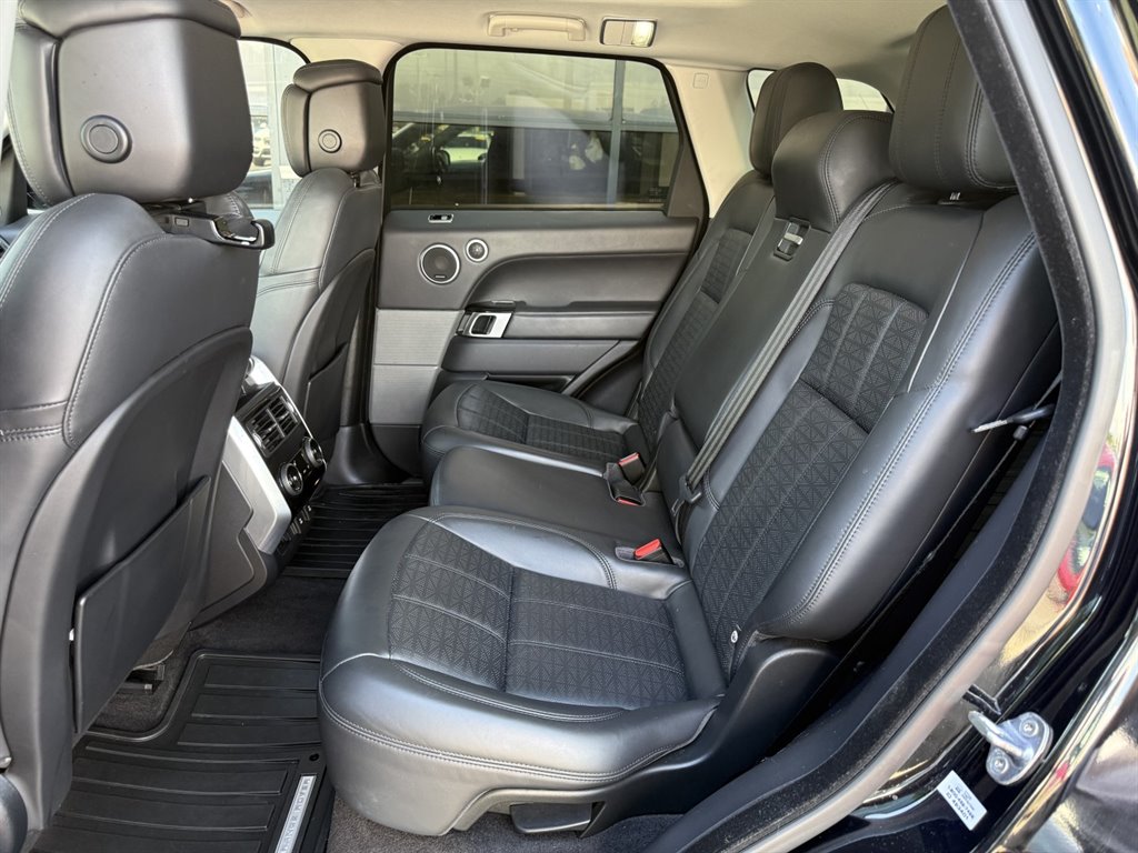 2018 Land Rover Range Rover Sport - $24,995