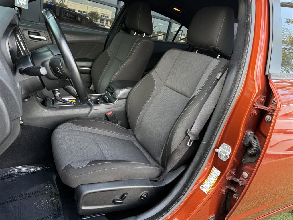 2020 Dodge Charger - $17,995