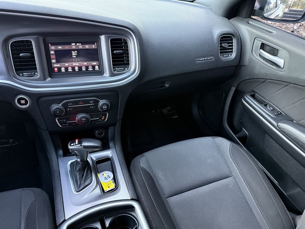 2020 Dodge Charger - $17,995