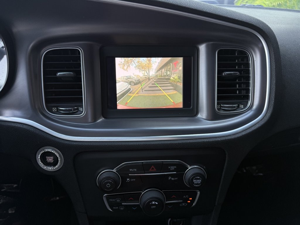 2020 Dodge Charger - $17,995