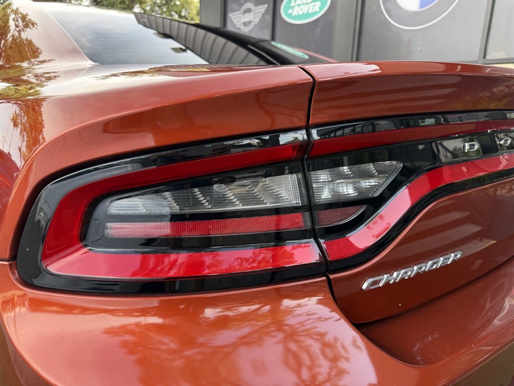 2020 Dodge Charger - $17,995