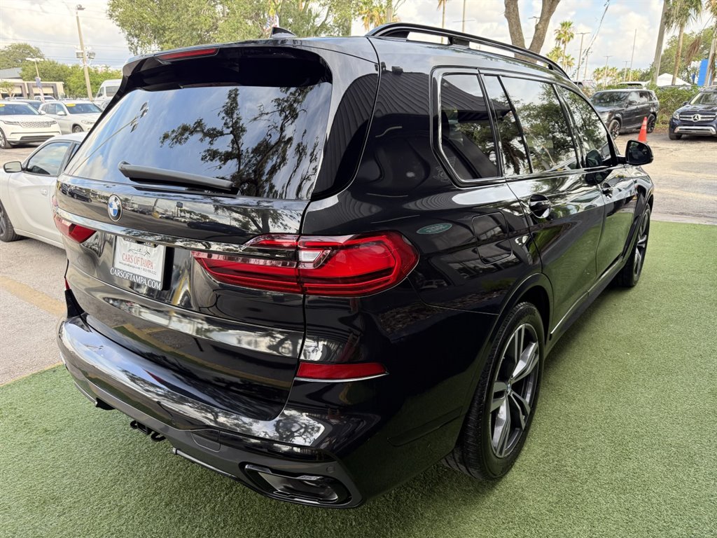 2022 BMW X7 - $39,995