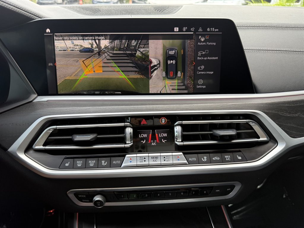 2022 BMW X7 - $39,995
