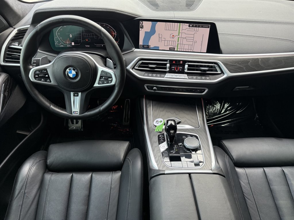 2022 BMW X7 - $39,995