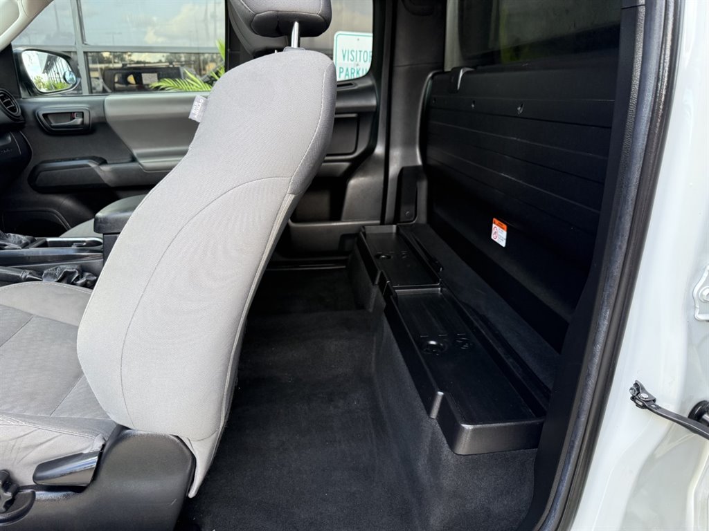 2021 Toyota Tacoma - $22,995