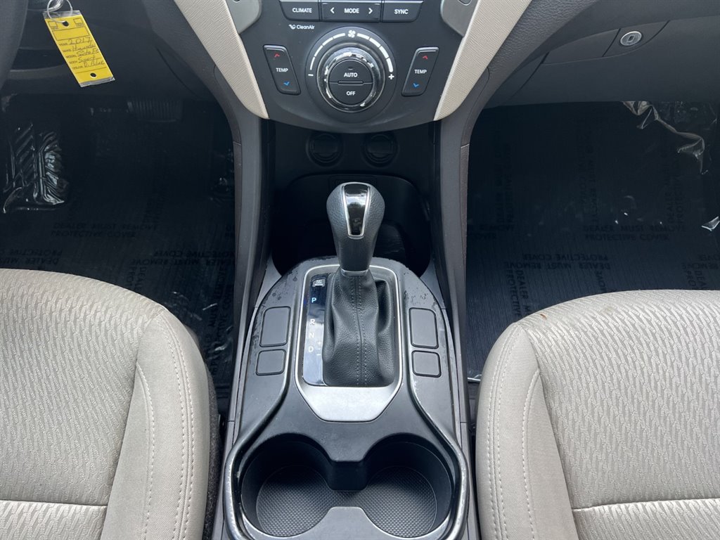 2017 Hyundai Santa Fe Sport - $16,995