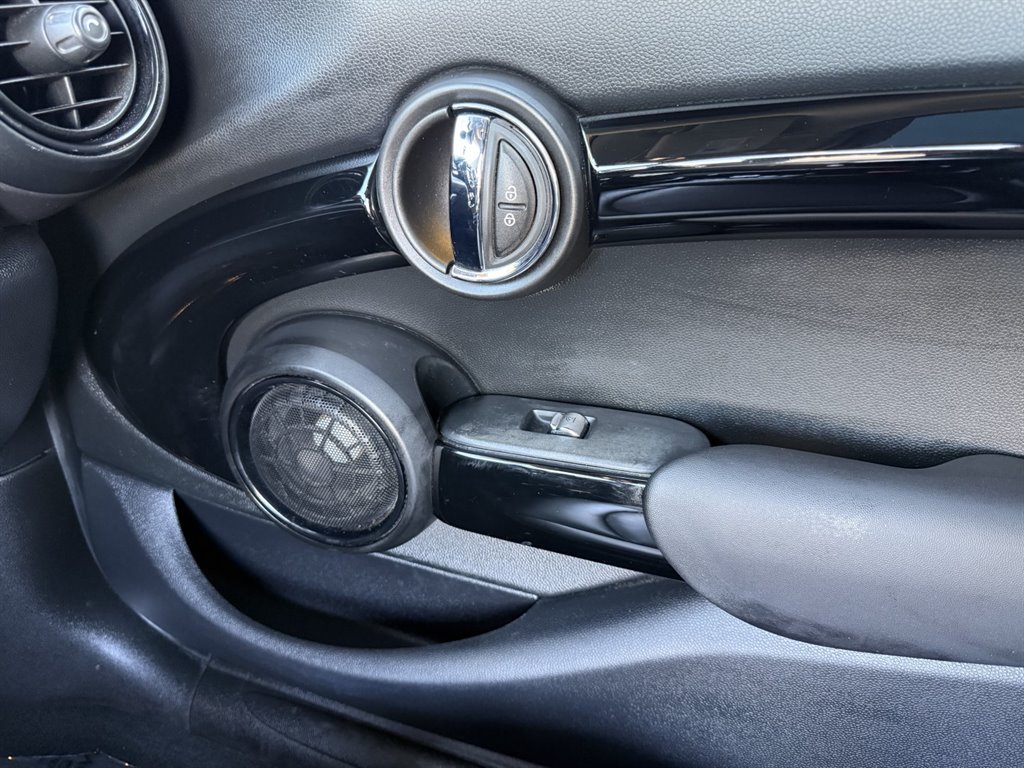 2019 MINI Cooper - $12,995