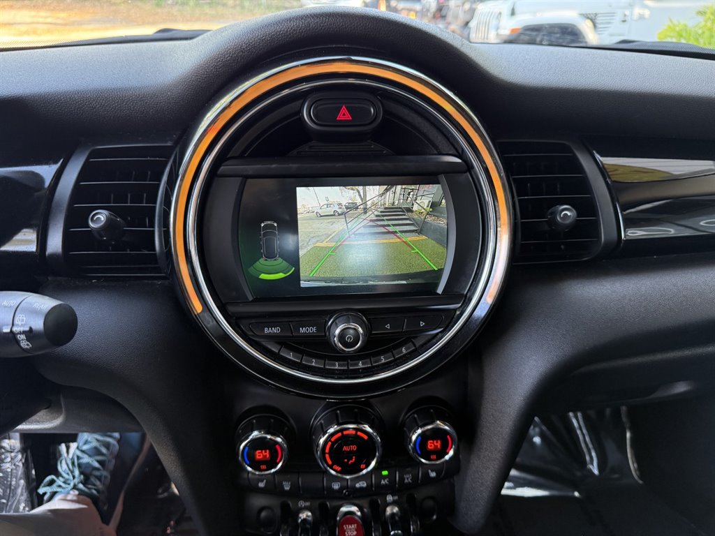 2019 MINI Cooper - $12,995