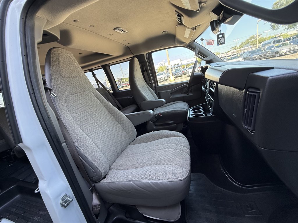 2023 Chevrolet Express - $32,995