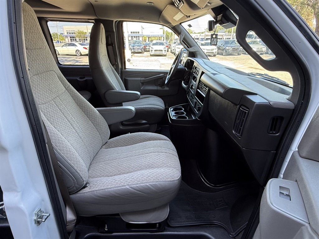 2023 Chevrolet Express - $32,995
