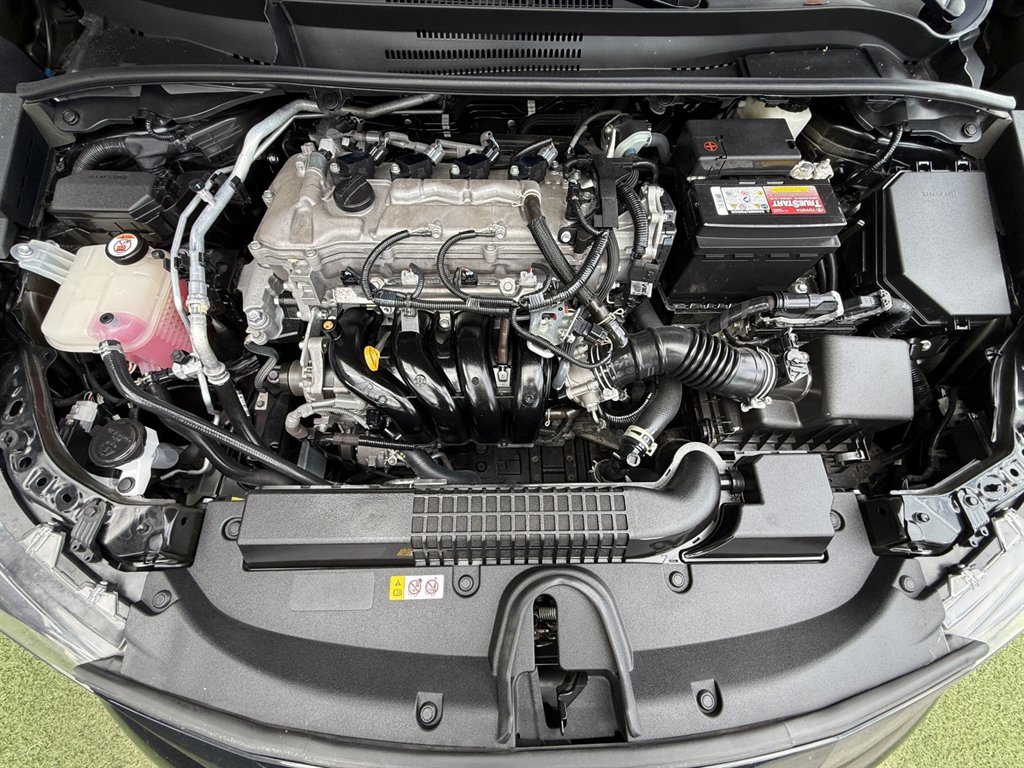 2022 Toyota Corolla - $18,995