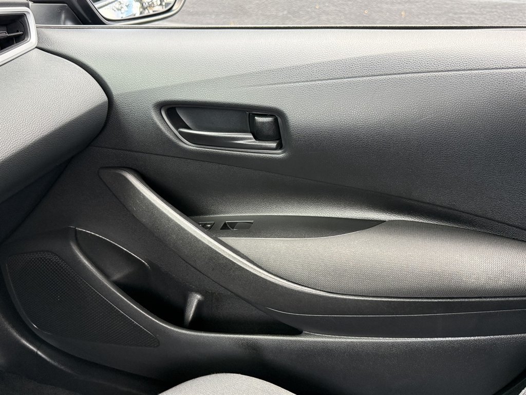 2022 Toyota Corolla - $18,995