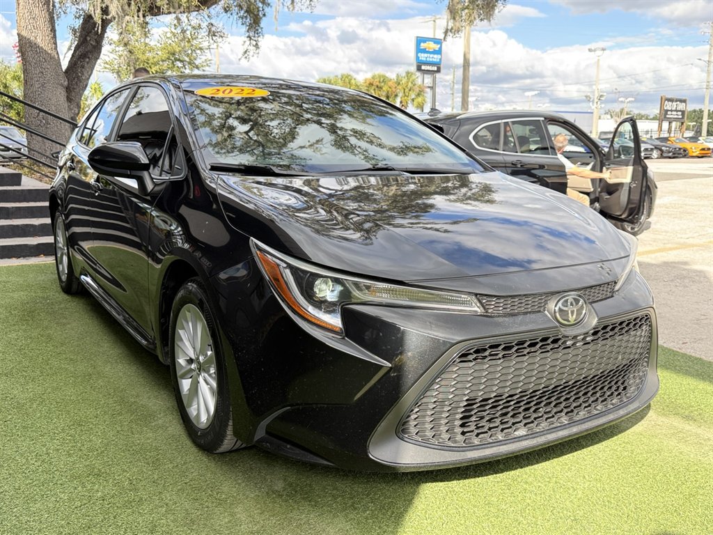 2022 Toyota Corolla - $18,995