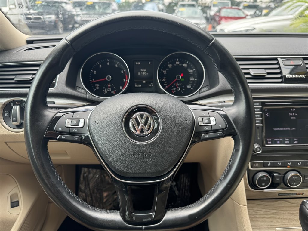 2018 Volkswagen Passat - $15,995