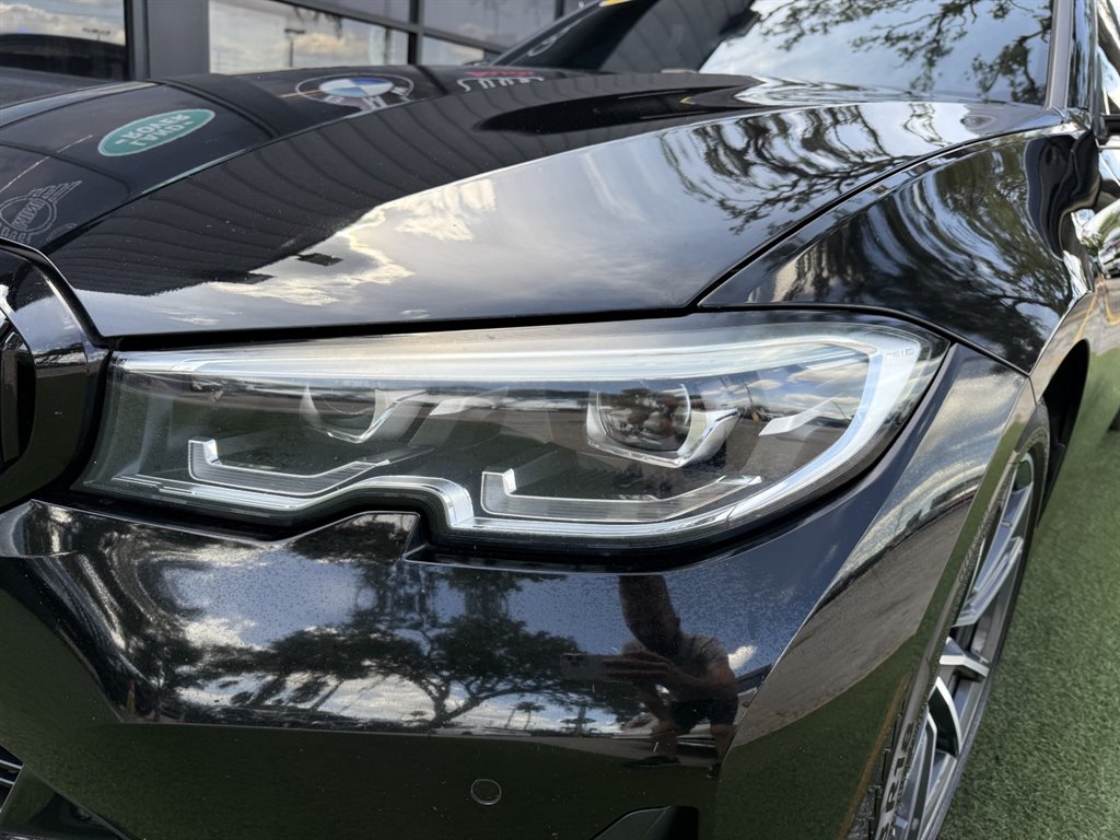 2021 BMW 330i - $24,995