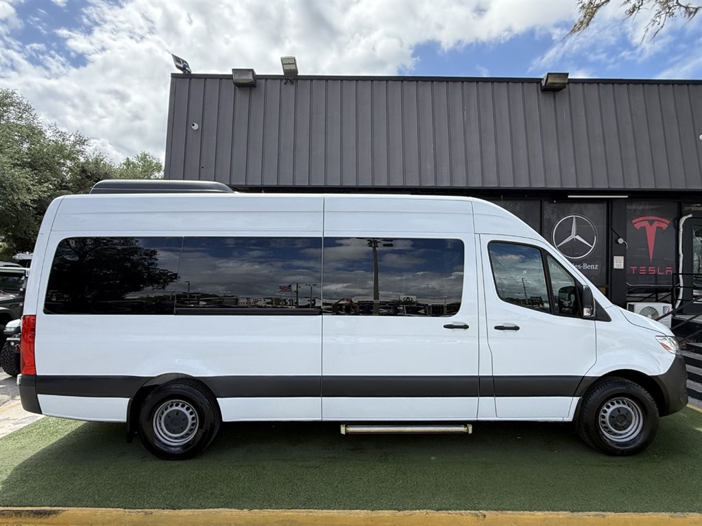 2021 Mercedes-Benz Sprinter - $41,995