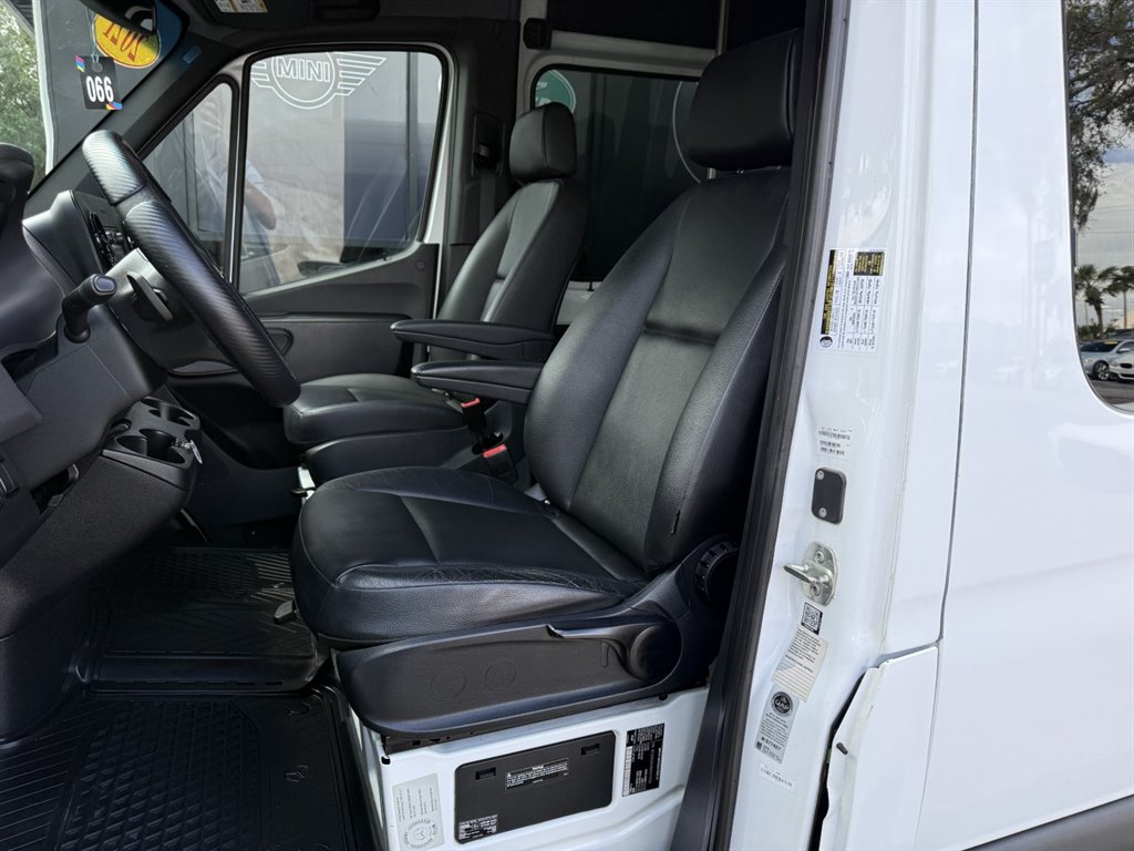 2021 Mercedes-Benz Sprinter - $41,995