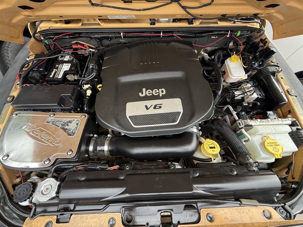2014 Jeep Wrangler - $14,995