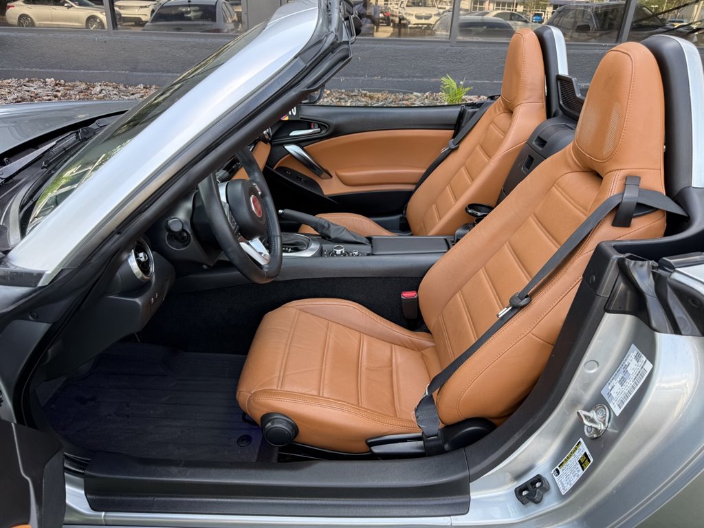 2017 FIAT 124 Spider - $20,995