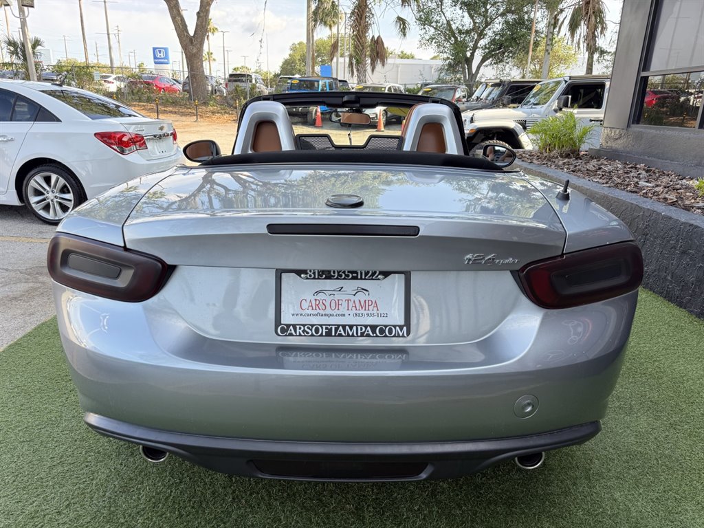 2017 FIAT 124 Spider - $20,995