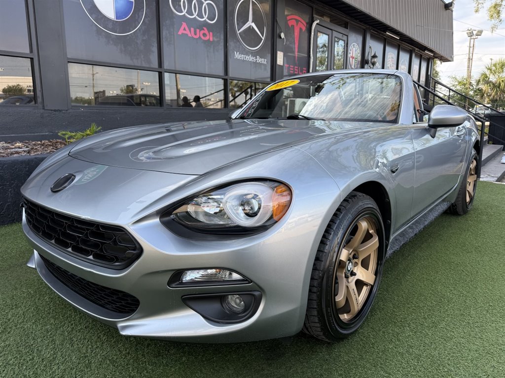2017 FIAT 124 Spider - $20,995