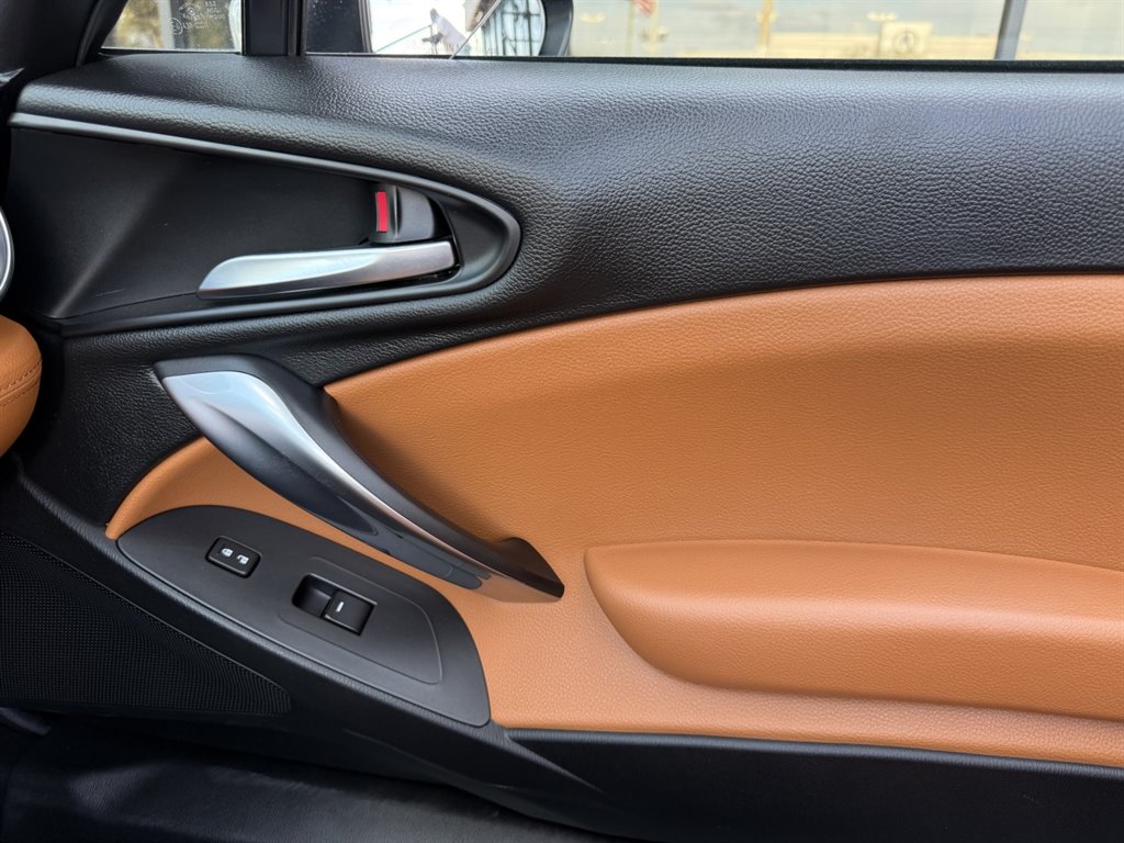 2017 FIAT 124 Spider - $20,995