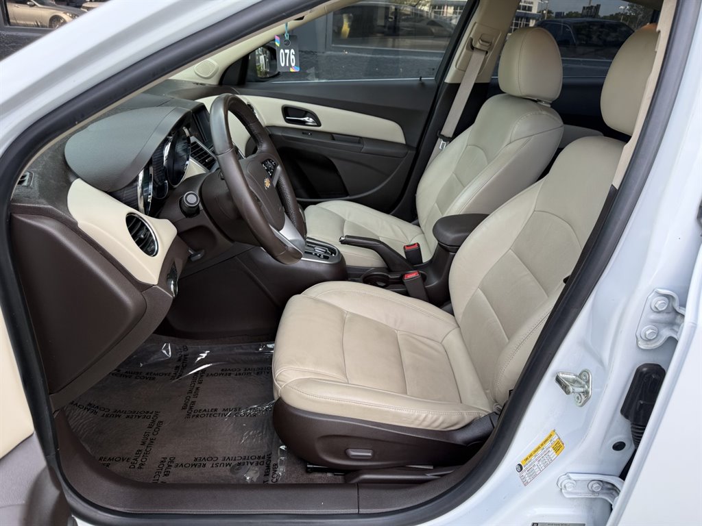 2014 Chevrolet Cruze - $10,995