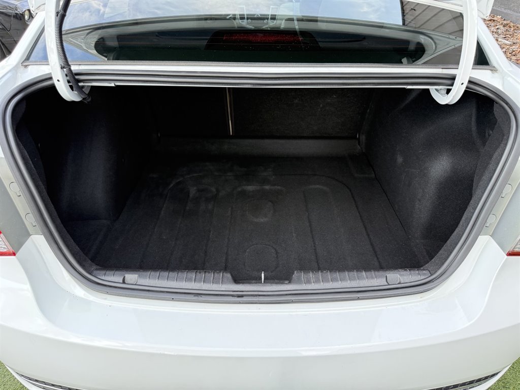 2014 Chevrolet Cruze - $10,995