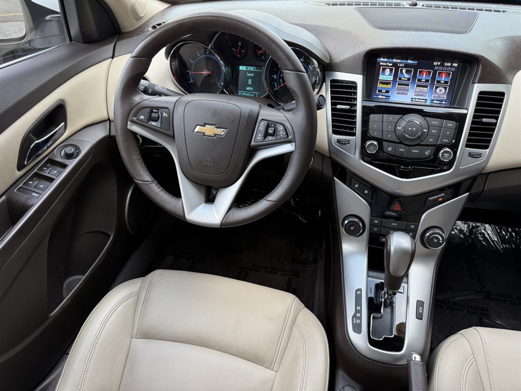 2014 Chevrolet Cruze - $10,995