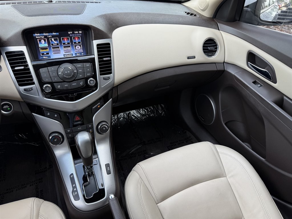 2014 Chevrolet Cruze - $10,995