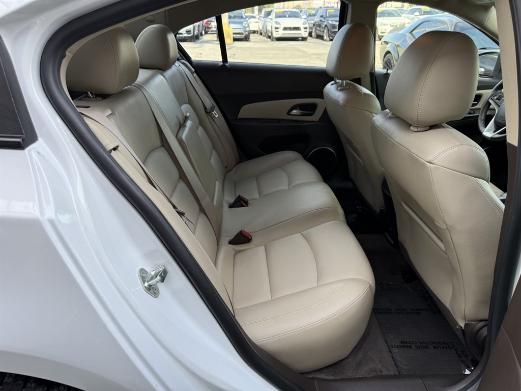 2014 Chevrolet Cruze - $10,995