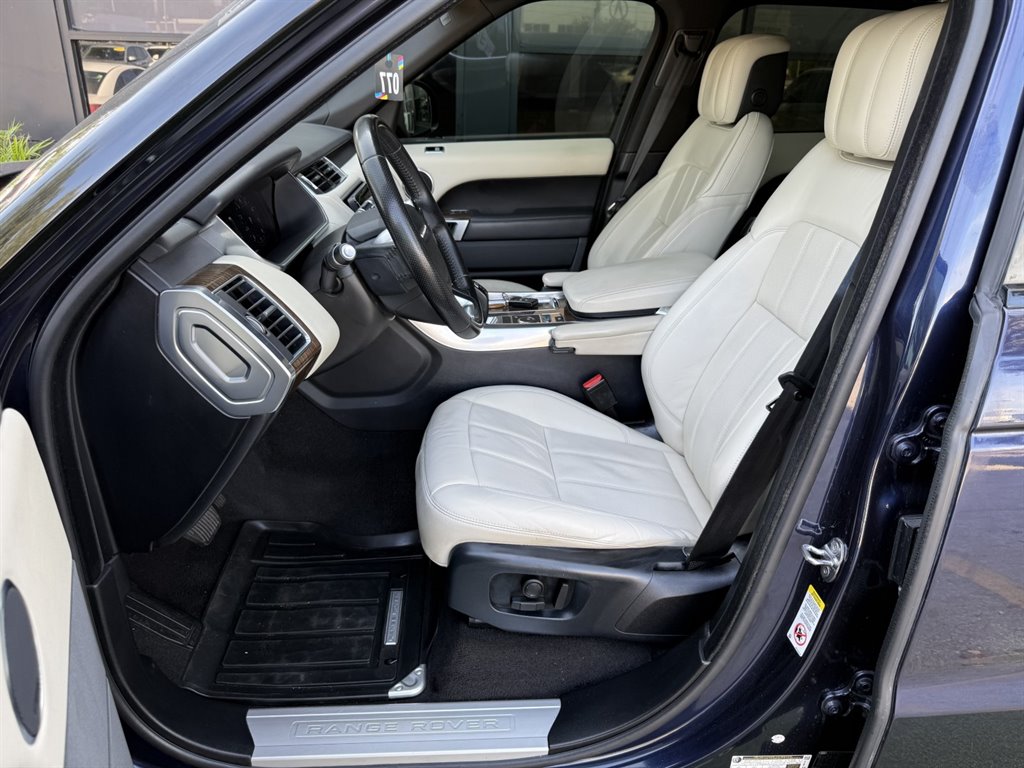 2019 Land Rover Range Rover Sport - $26,995