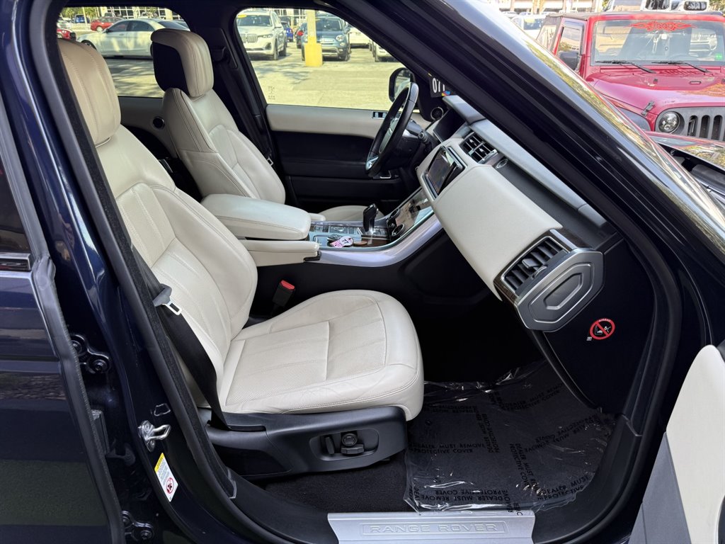 2019 Land Rover Range Rover Sport - $26,995