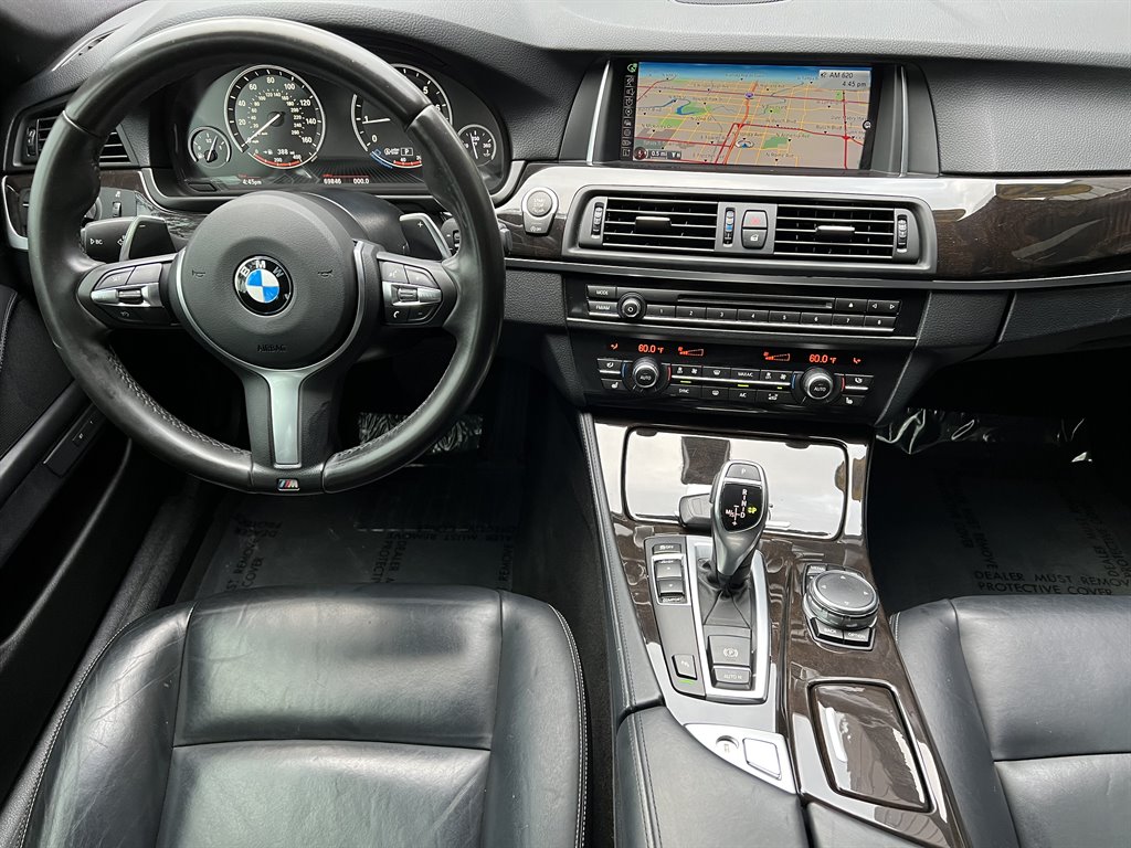 2016 BMW 5-Series 528i M Sport Package  photo