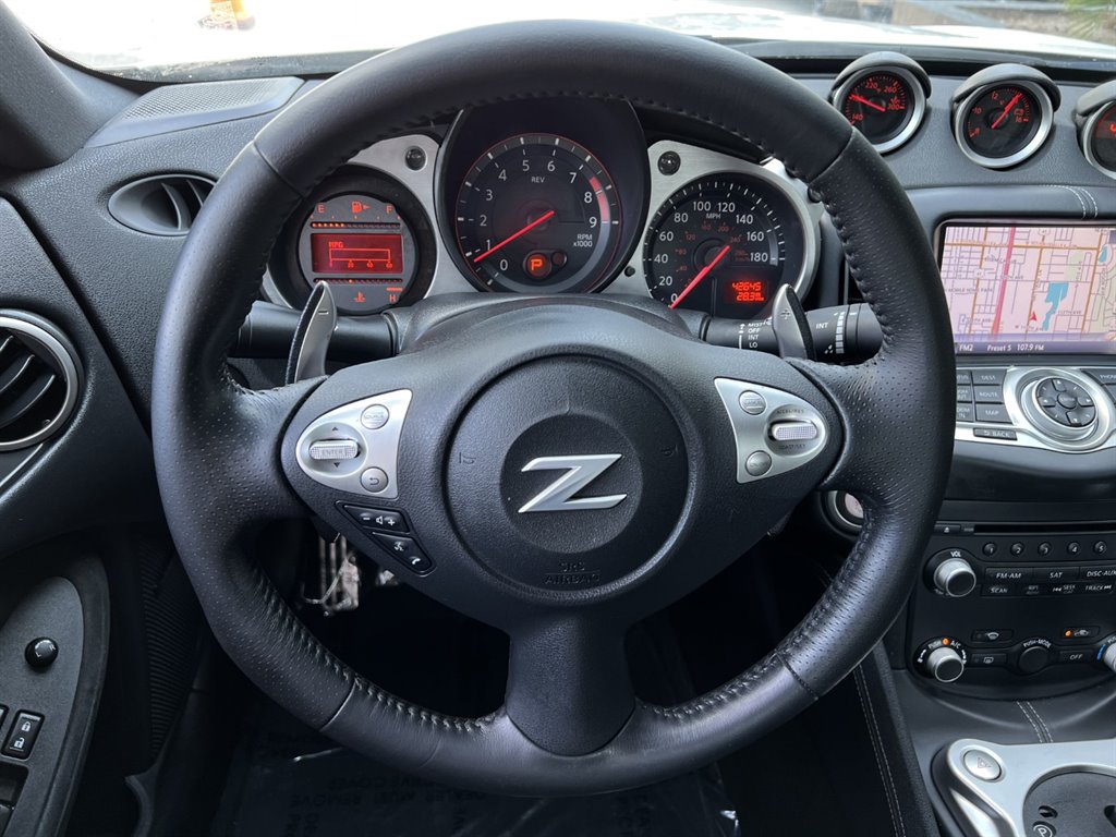 2020 Nissan 370Z Sport Touring photo