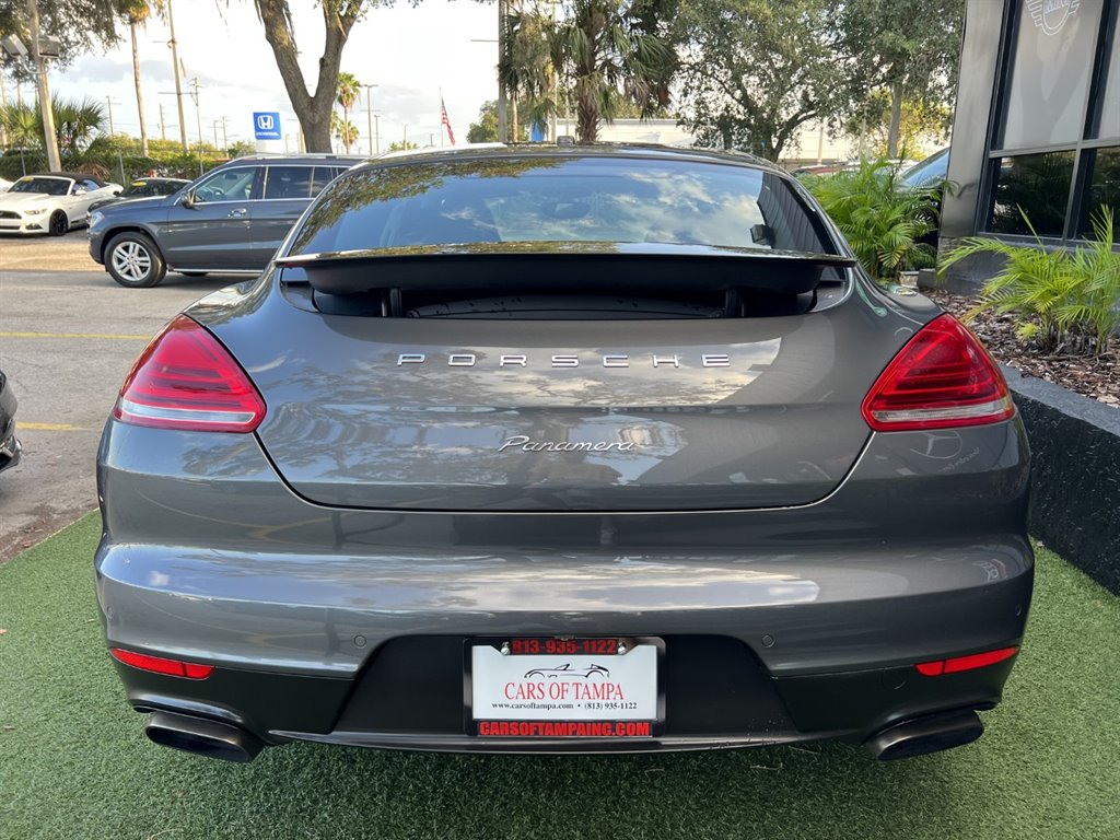 2015 Porsche Panamera  photo