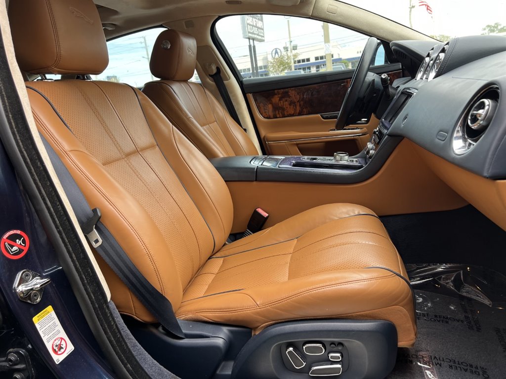 2013 JAGUAR XJ Sedan - $19,995