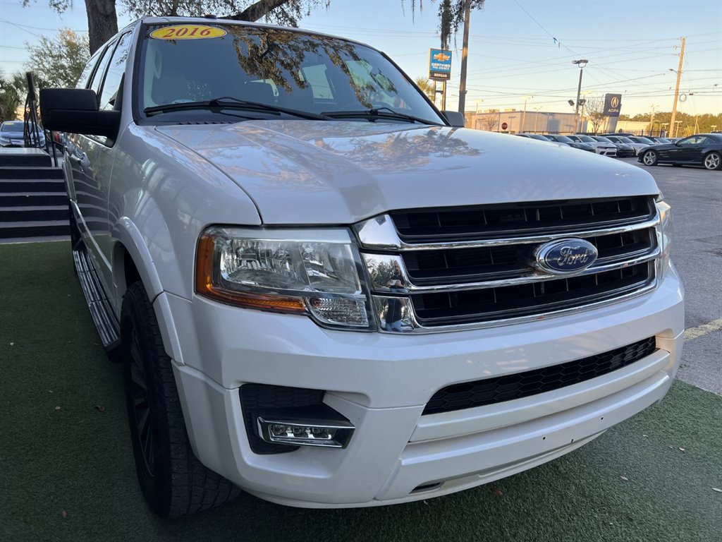 2016 Ford Expedition EL XLT photo