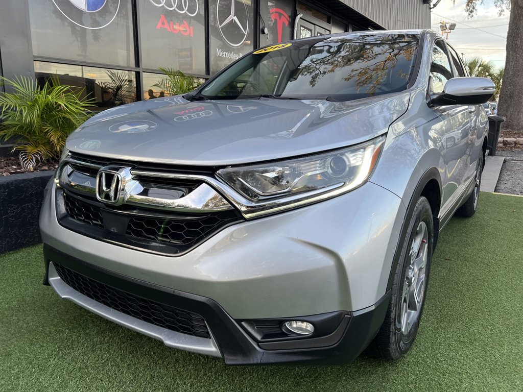 The 2018 Honda CR-V EX-L photos
