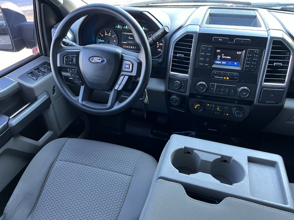 2016 Ford F150 XLT photo