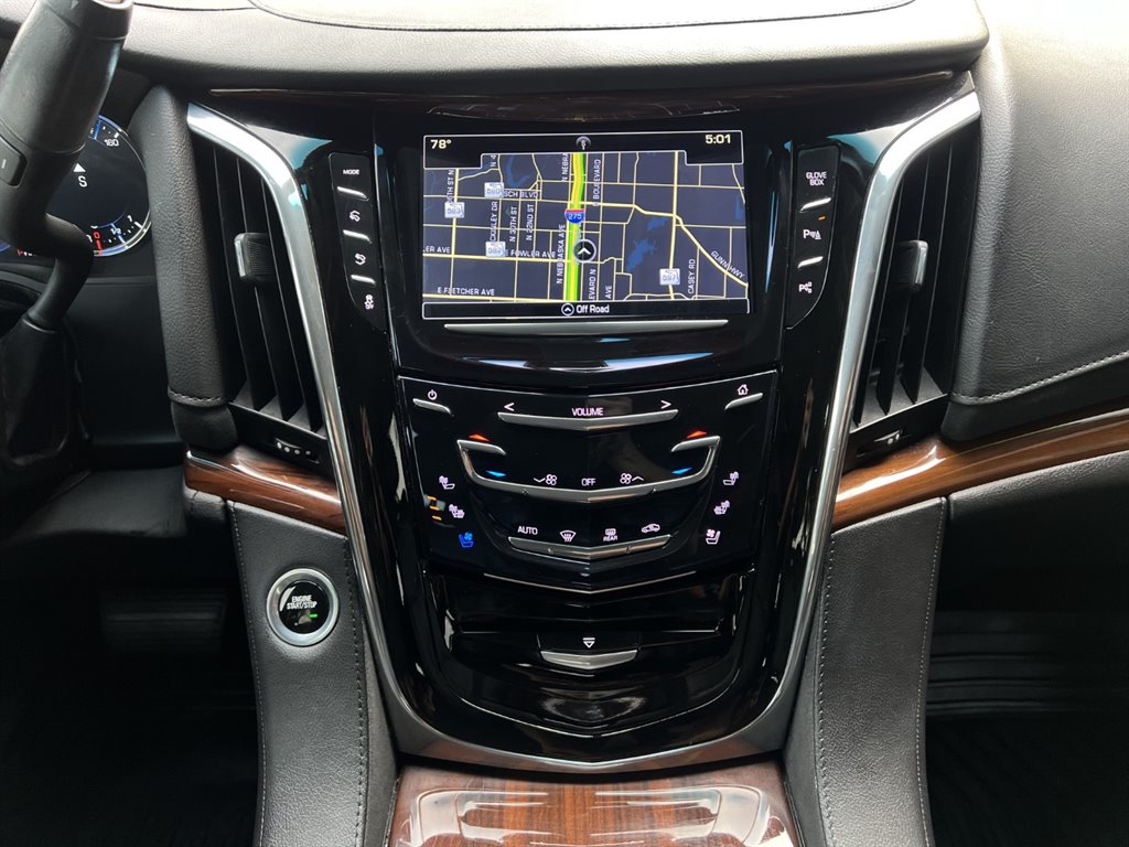 2018 Cadillac Escalade photo