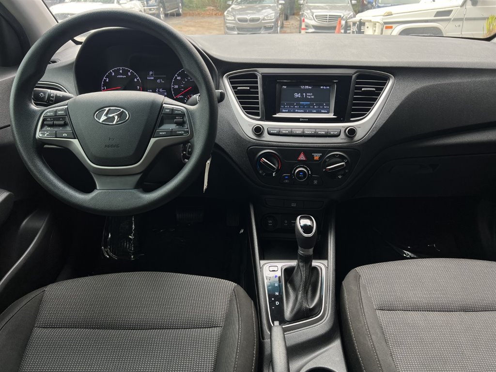 2018 Hyundai Accent SE photo
